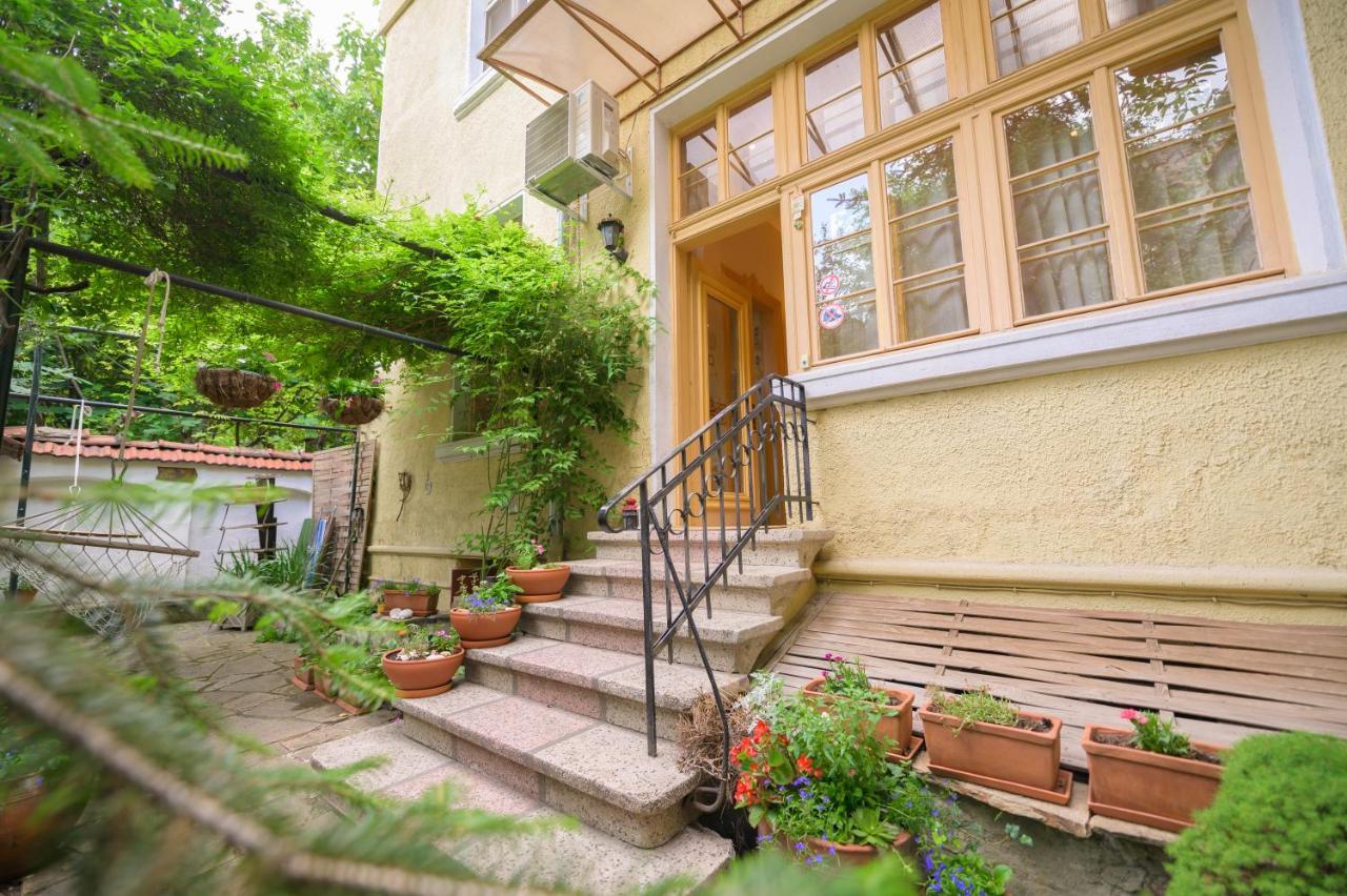 Tomovi Home - Three Bedrooms City Center Plovdiv Eksteriør billede