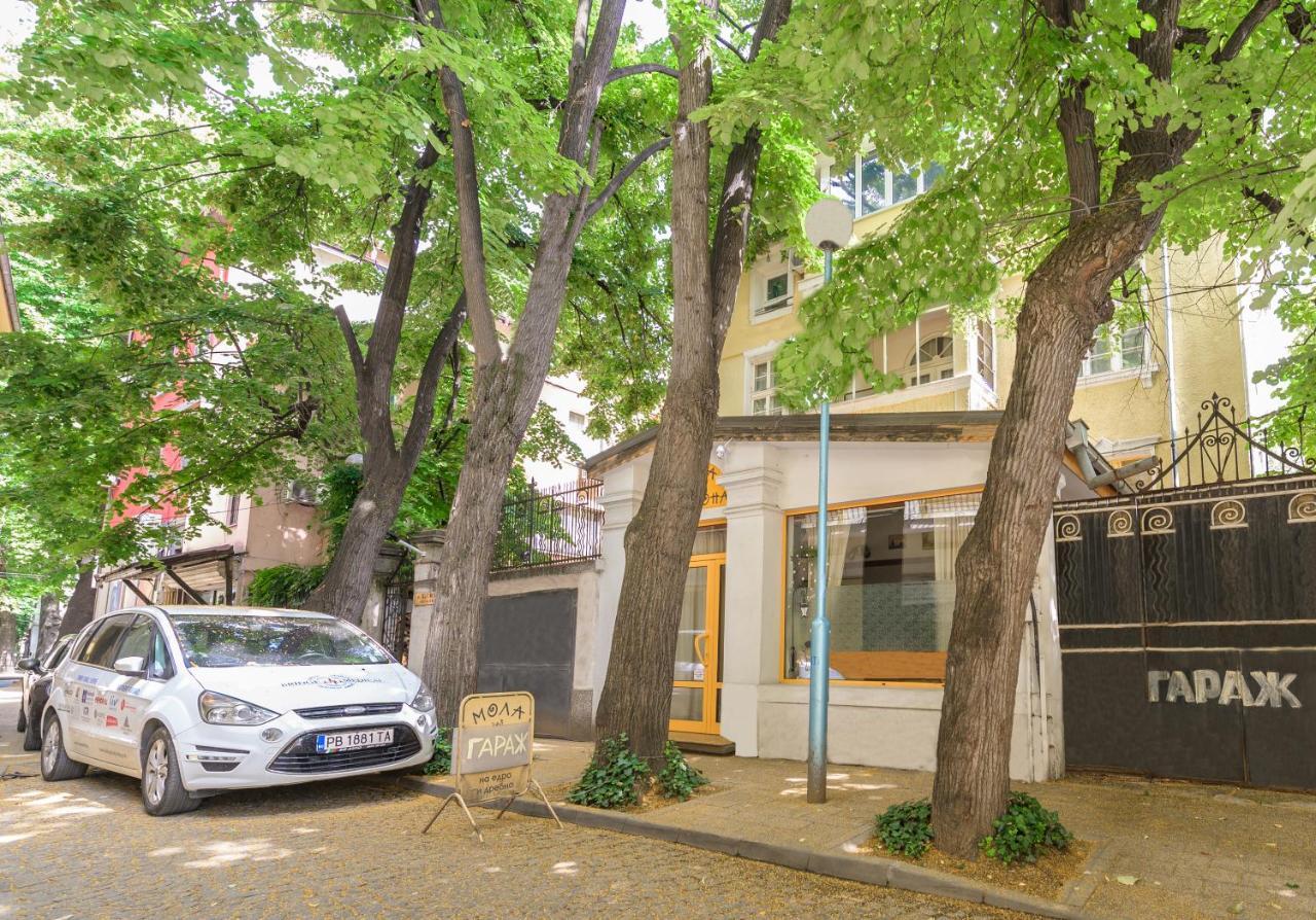 Tomovi Home - Three Bedrooms City Center Plovdiv Eksteriør billede